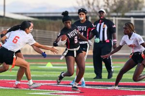 Kasaya Mcquirter evading her opponents.